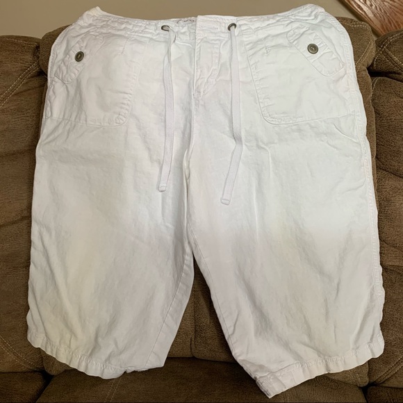 modern capri pants
